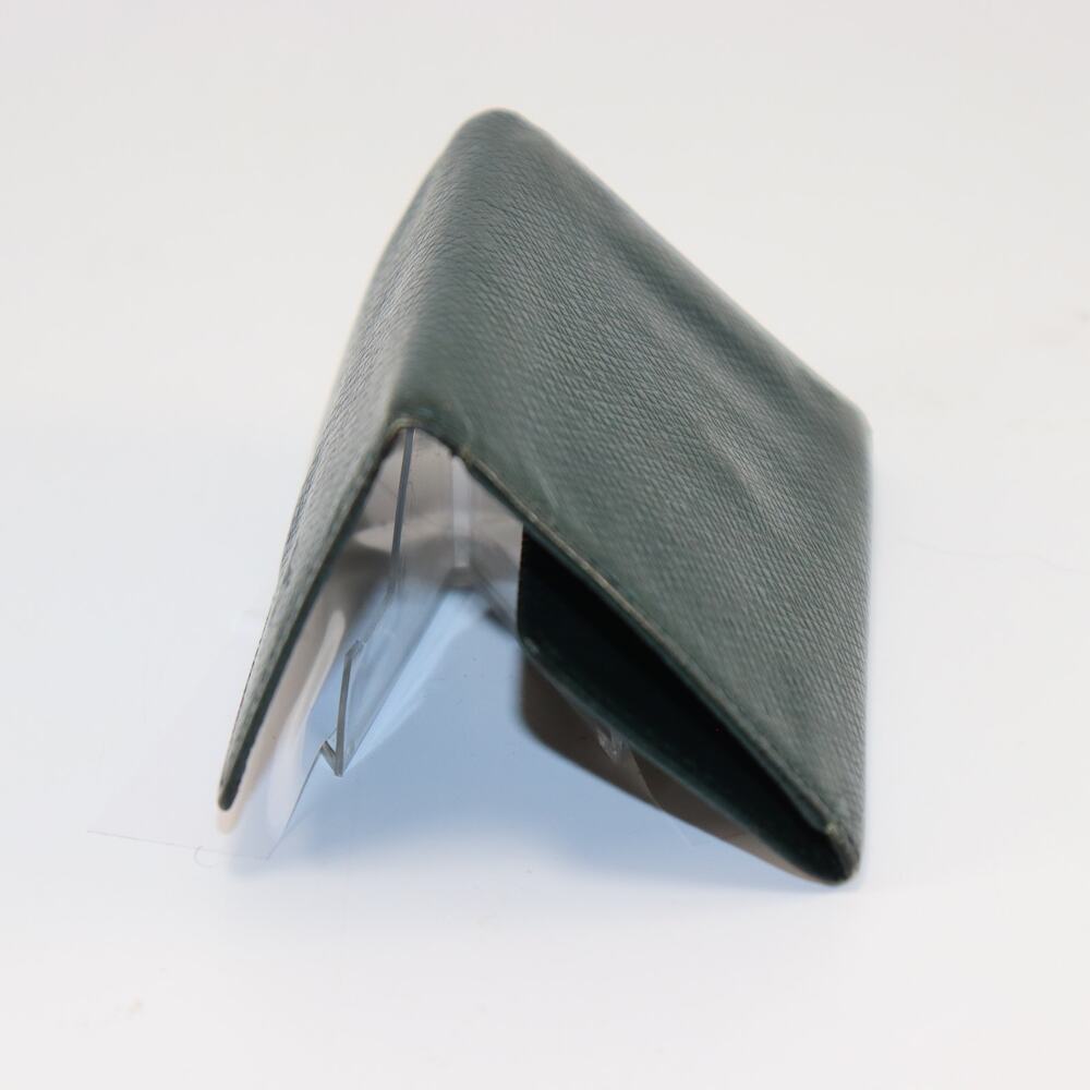 Louis Vuitton Green‎ Taiga Leather 6-Ring Key Holder Made in France - Picture 3 of 7
